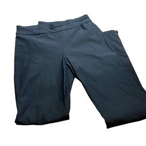 Chicos so slimming black pants perfect condition size .5 Tall equivalent to 6T